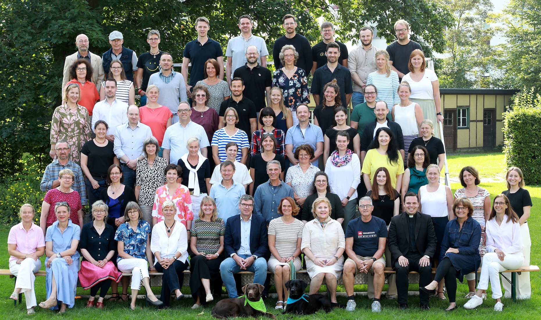 Gruppenbild Lehrerinnen und Lehrer